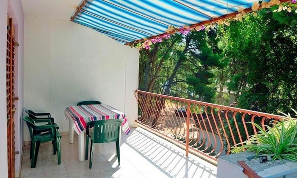 Apartments By The Sea Ivan Dolac, Hvar - 18100 Jelsa  Exterior photo